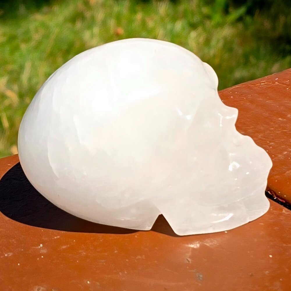White Quartz Skull – Clarity • Purification • Divine Connection